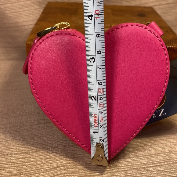 Ralph Lauren NWT leather heart keychain/mini wallet - Picture 6 of 10
